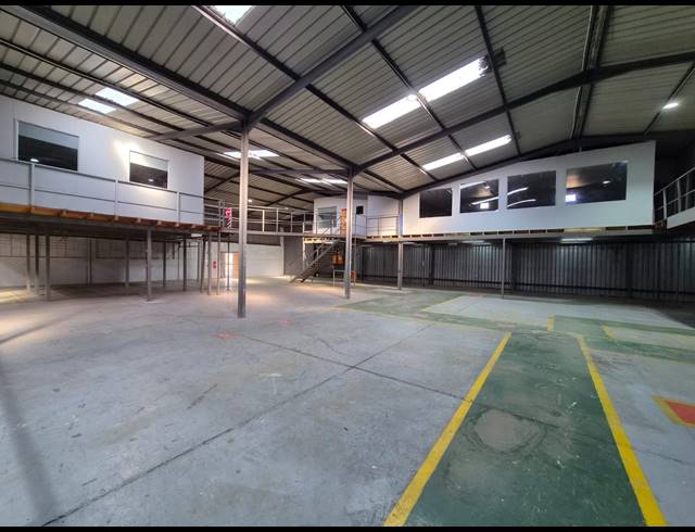600M² WAREHOUSE TO LET IN WADEVILLE